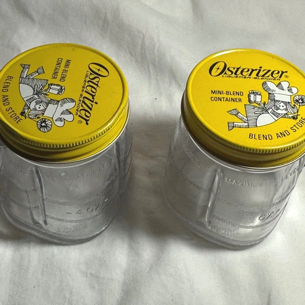 Osterizer Mini-Blend Container 4oz Clear Excellent Set of 2 With Lids